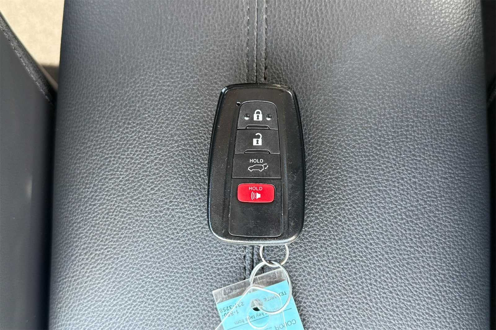 Thumbnail: 2025 Toyota RAV4 - 20