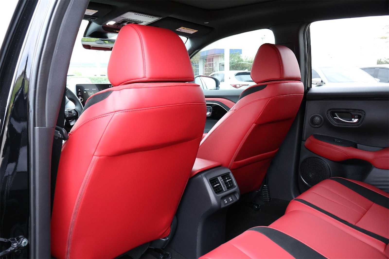 Thumbnail: 2025 Acura ADX - 12