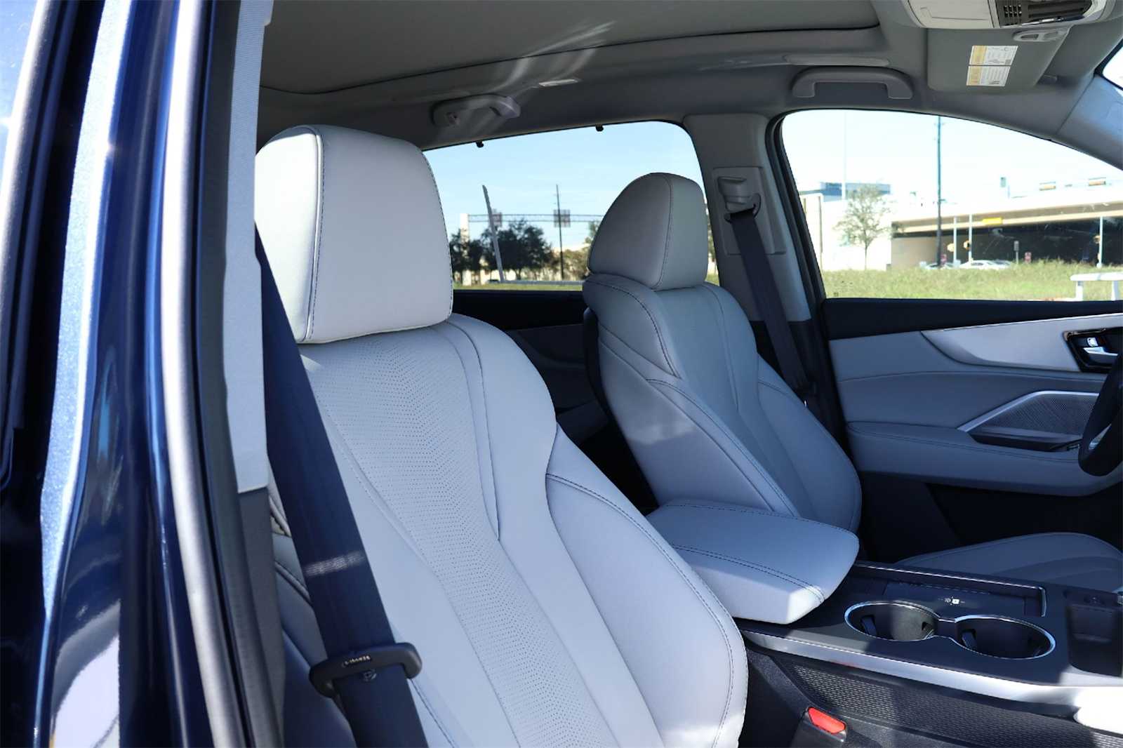 Thumbnail: 2026 Acura MDX - 14