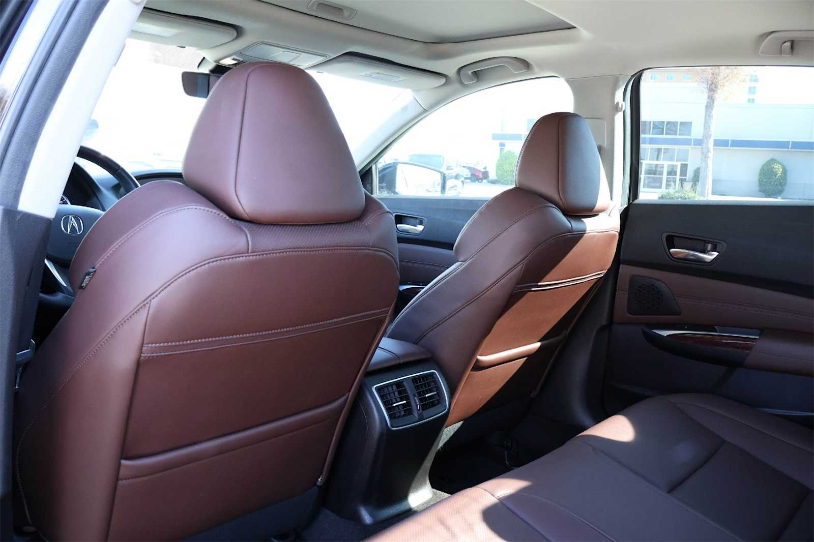 Thumbnail: 2017 Acura TLX - 12