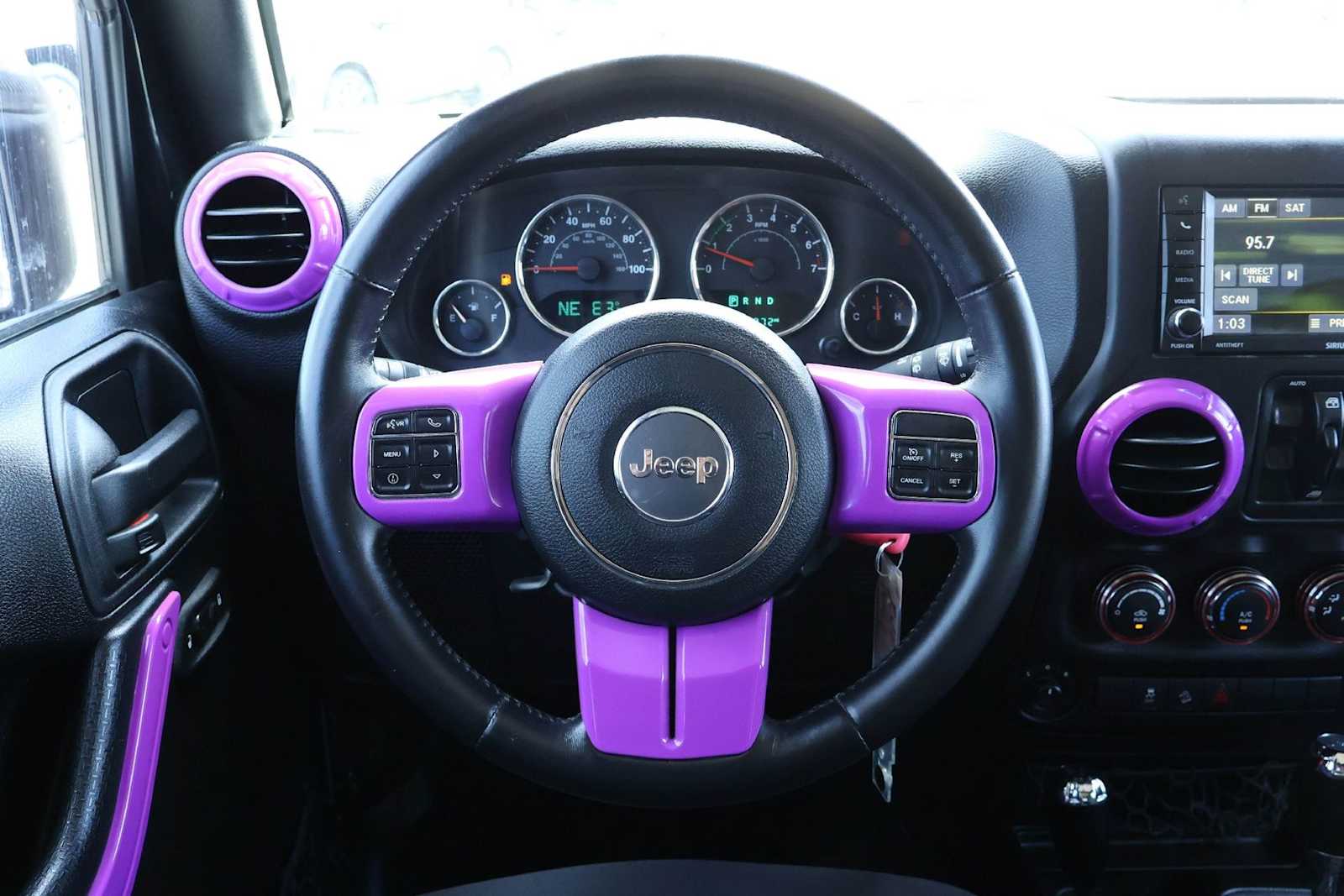 Thumbnail: 2016 Jeep Wrangler - 15