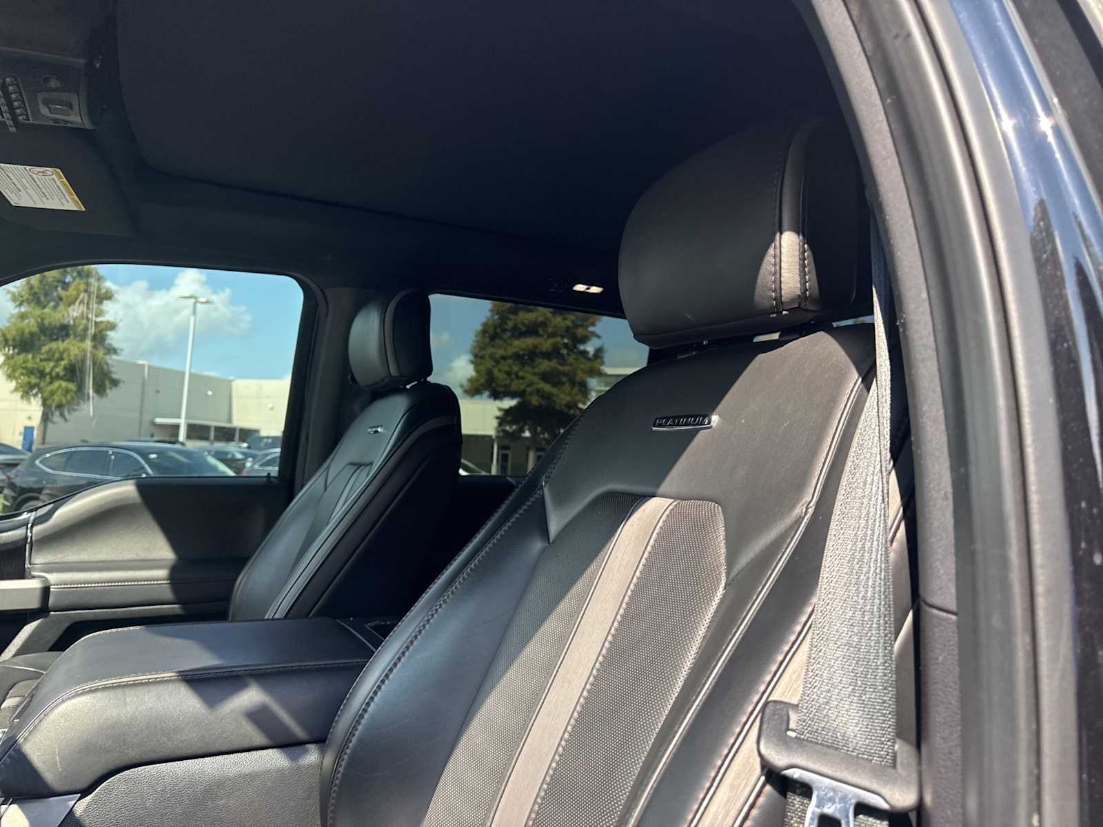 Thumbnail: 2019 Ford Econoline - 7