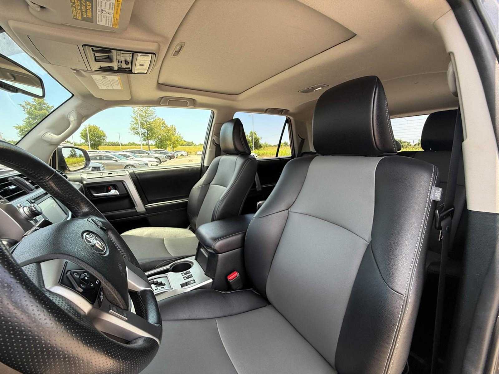 2017 Toyota 4Runner SR5 11