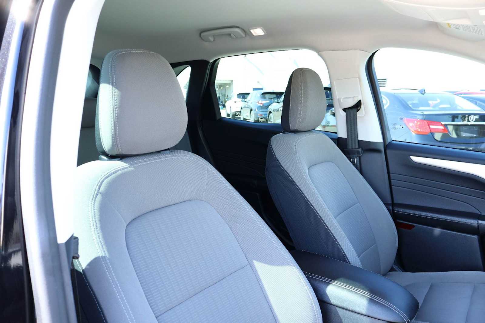 Thumbnail: 2022 Ford Escape - 14