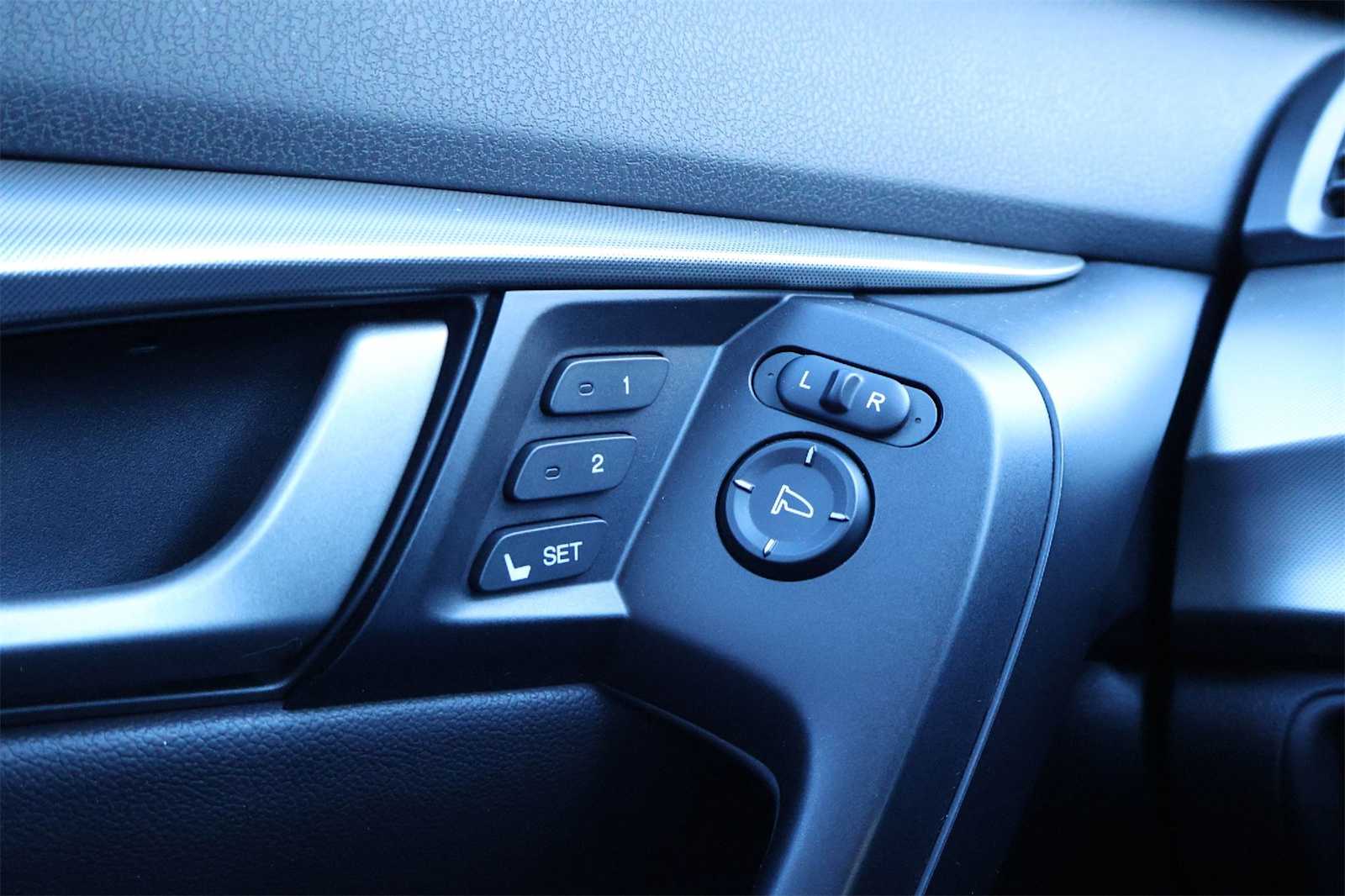 Thumbnail: 2009 Acura TL - 25