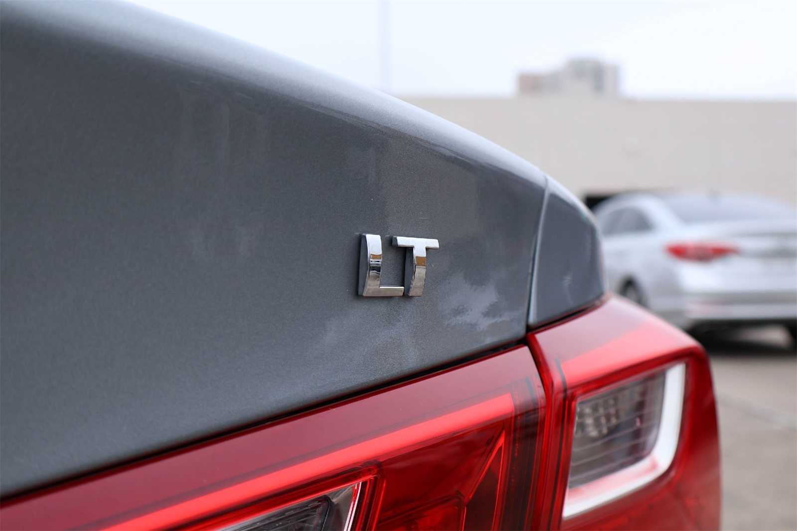 Thumbnail: 2023 Chevrolet Malibu - 7