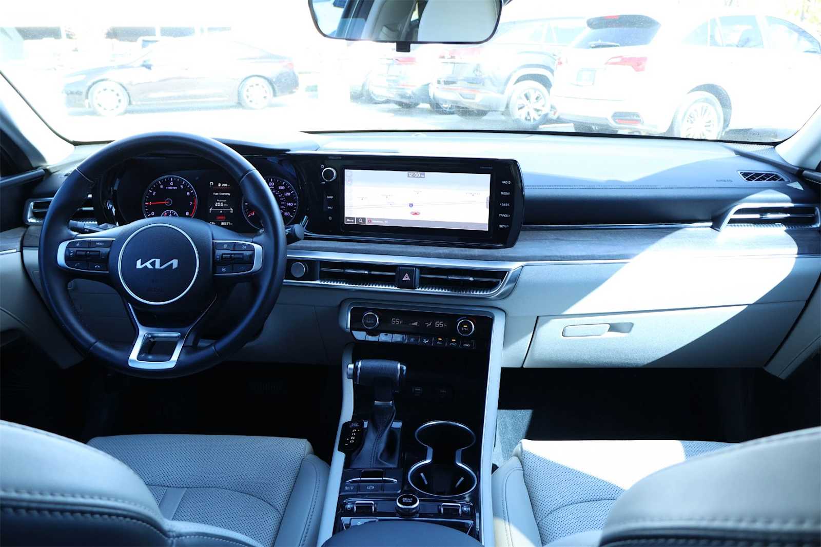 Thumbnail: 2022 Kia K5 - 10