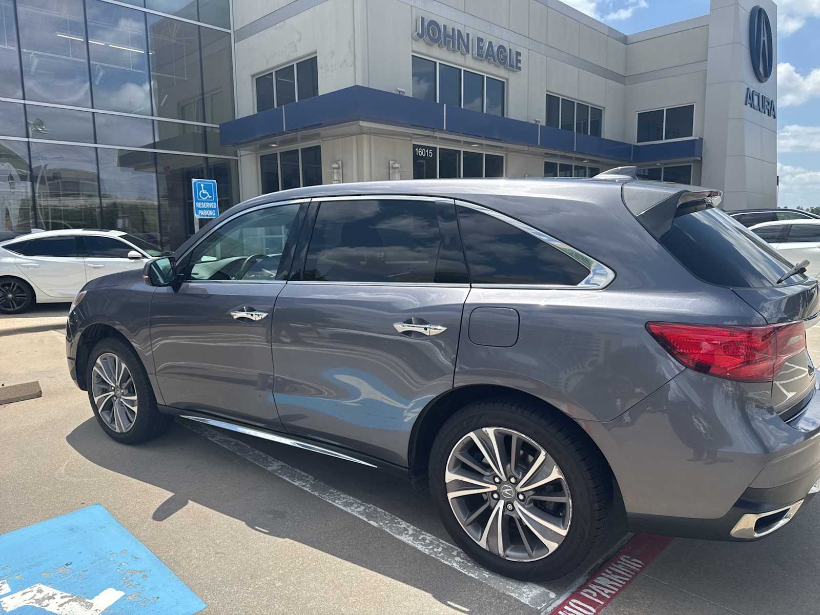 Thumbnail: 2018 Acura MDX - 3