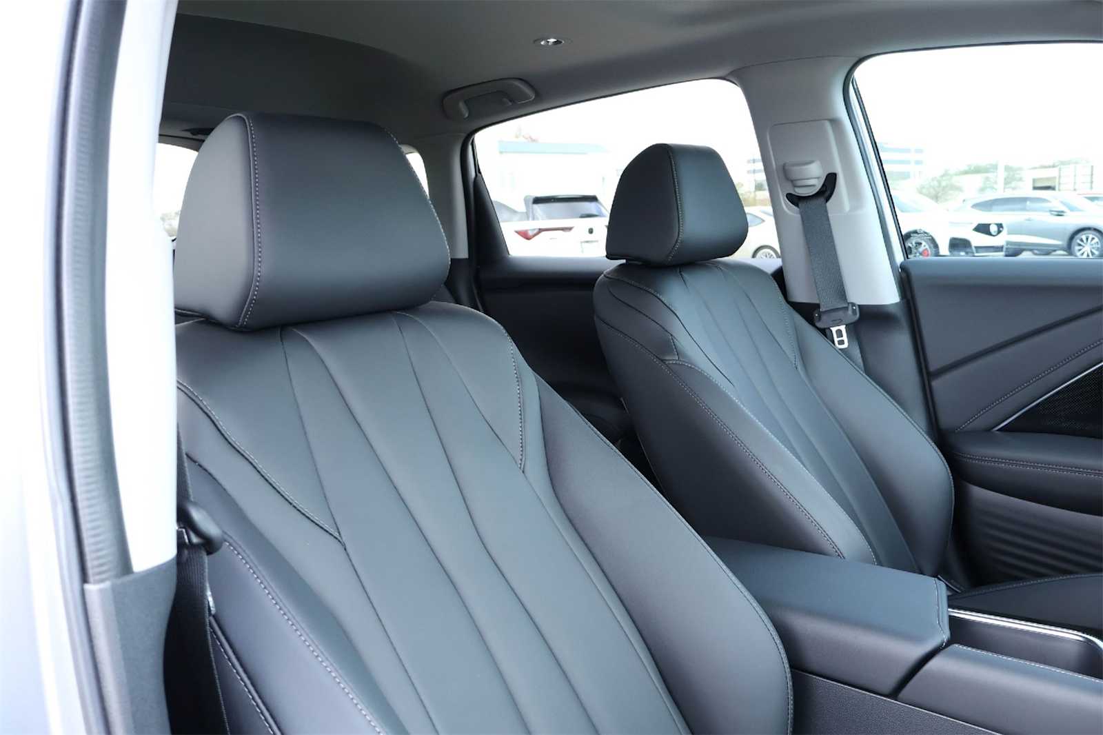 Thumbnail: 2025 Acura ADX - 14