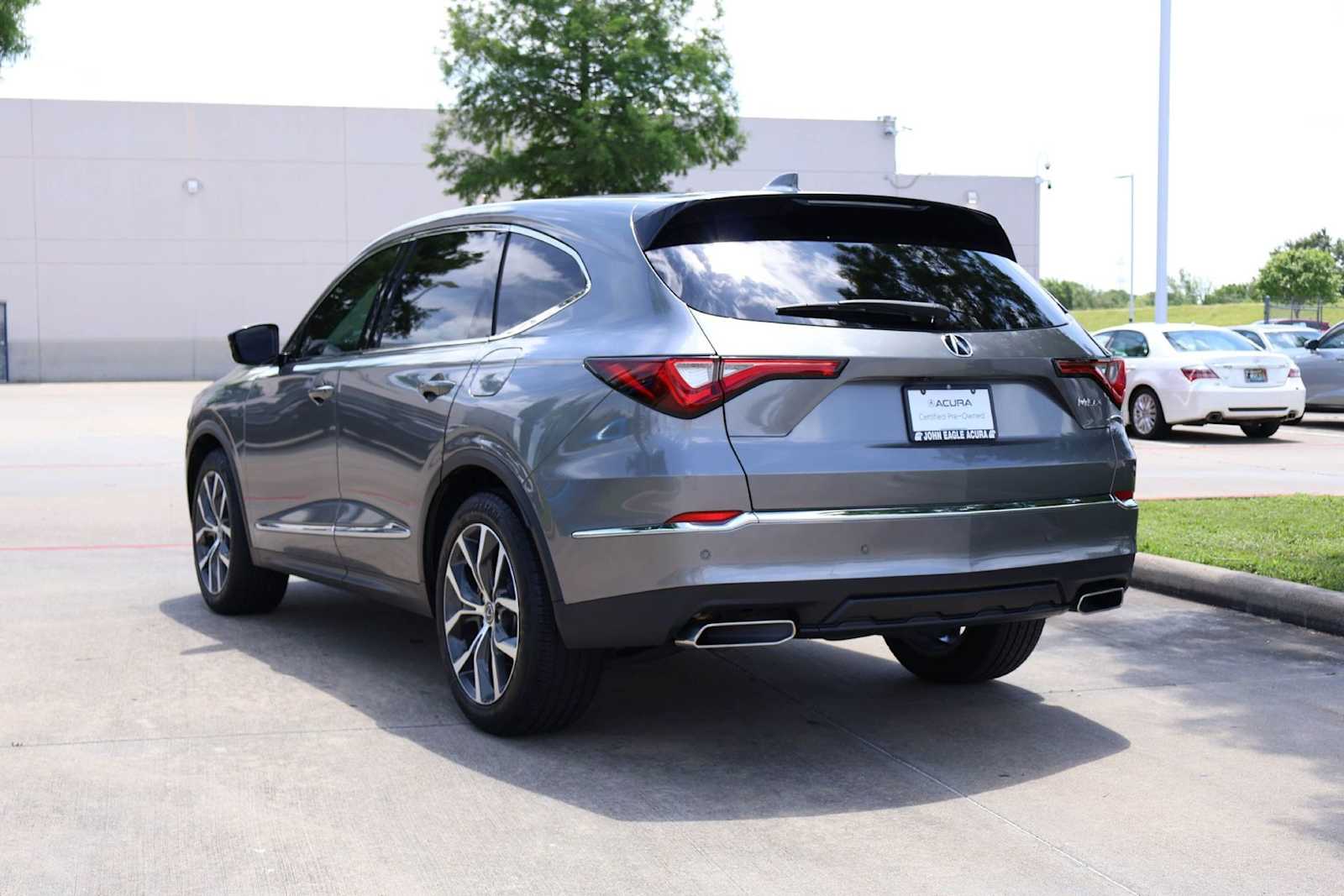 Thumbnail: 2024 Acura MDX - 4