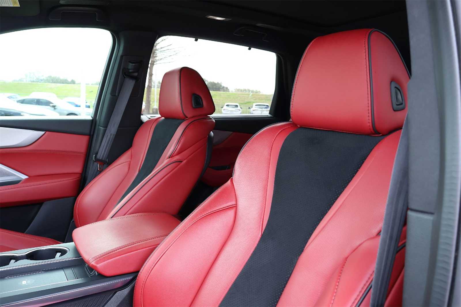 Thumbnail: 2025 Acura MDX - 11