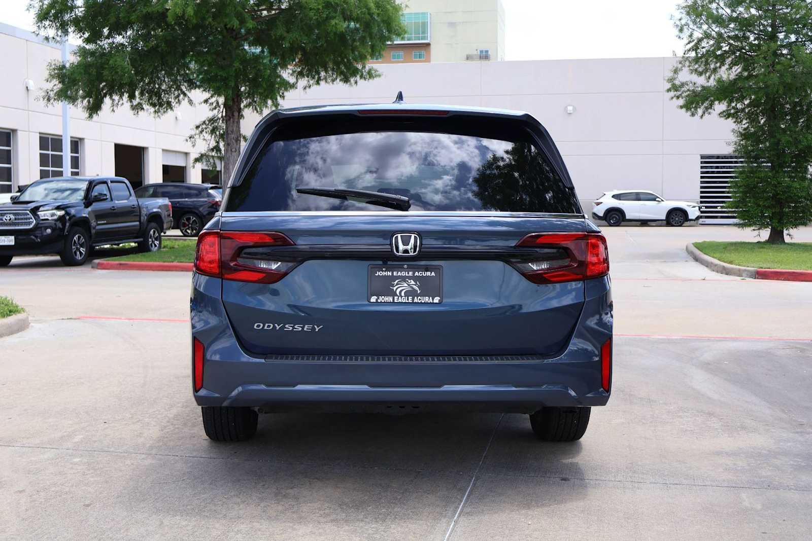 Thumbnail: 2025 Honda Odyssey - 5