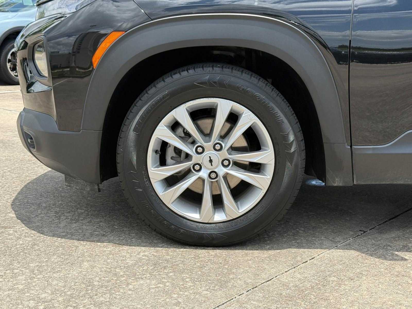 Thumbnail: 2021 Chevrolet TrailBlazer - 8