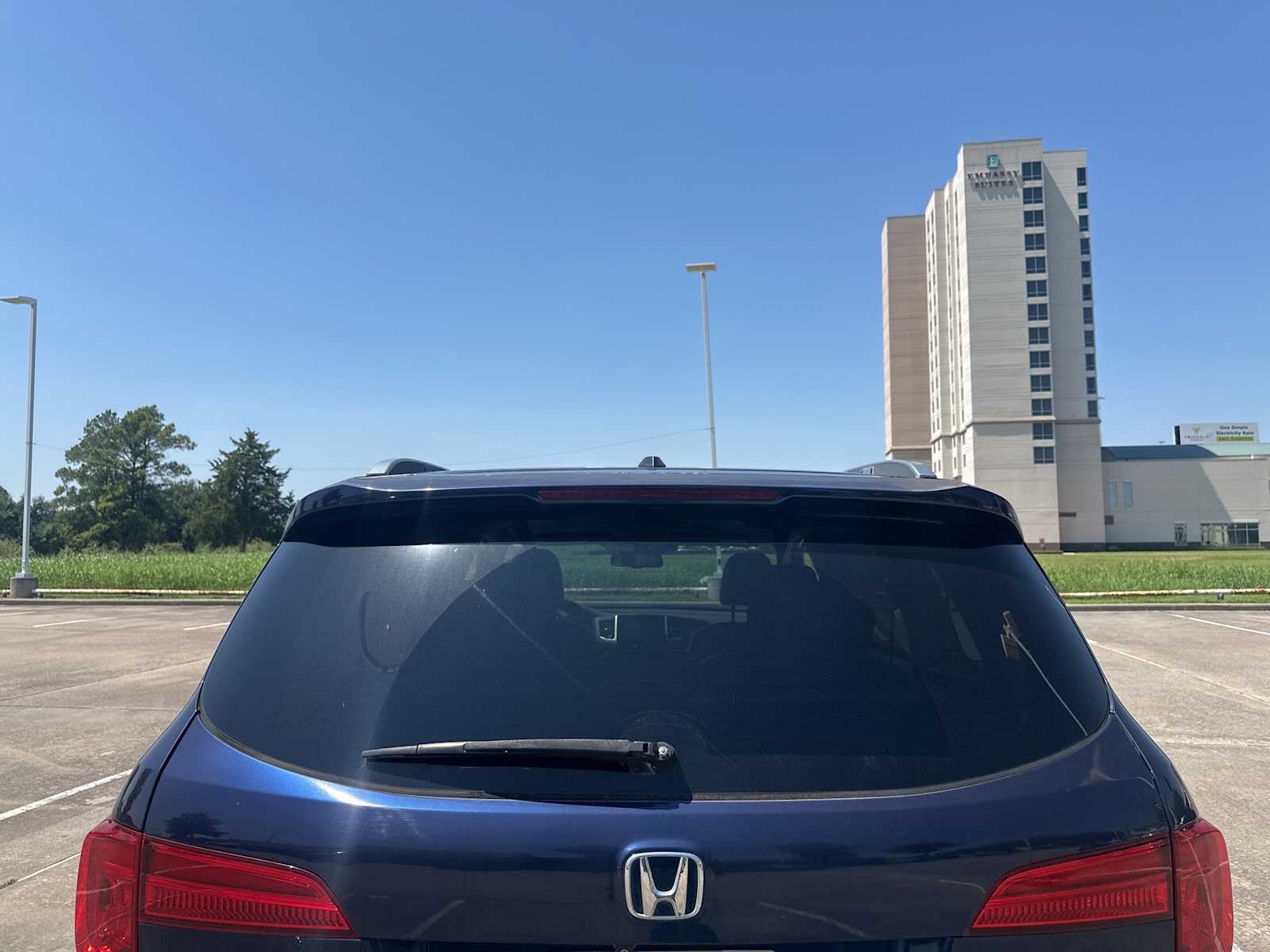 Thumbnail: 2017 Honda Pilot - 7