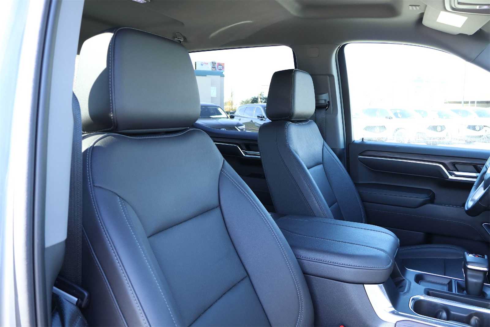 Thumbnail: 2023 GMC Sierra 1500 - 14