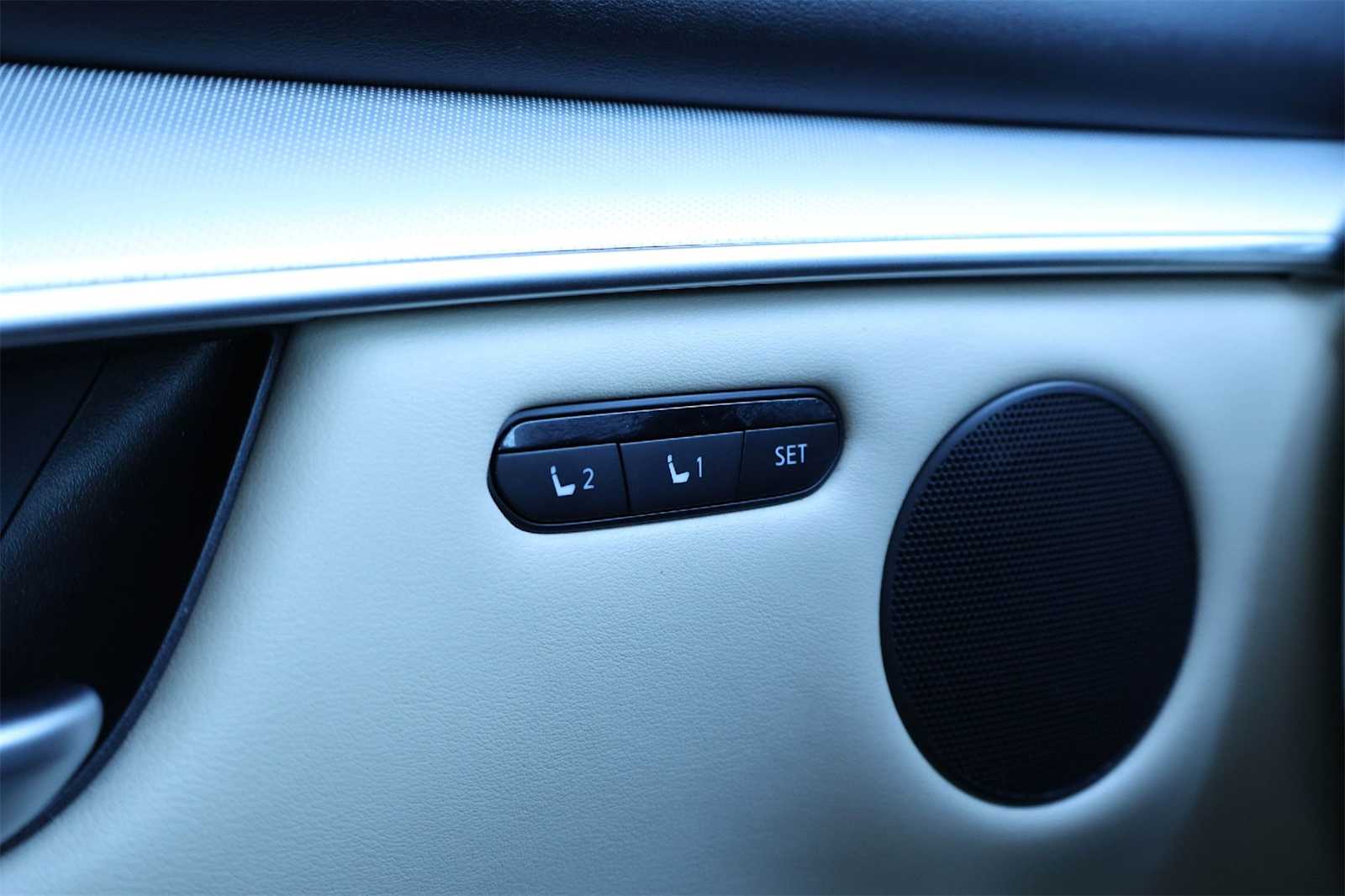 Thumbnail: 2021 INFINITI QX50 - 24