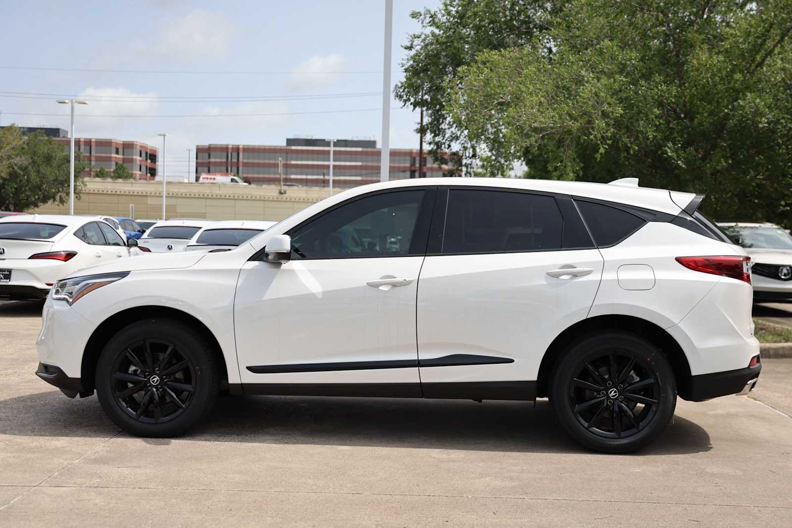 Thumbnail: 2026 Acura RDX - 2