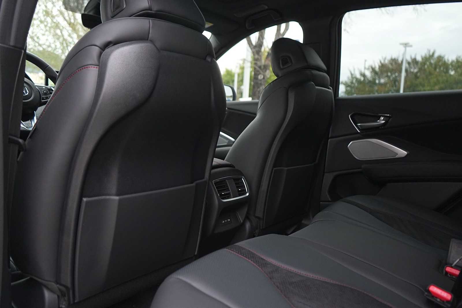 Thumbnail: 2026 Acura RDX - 12