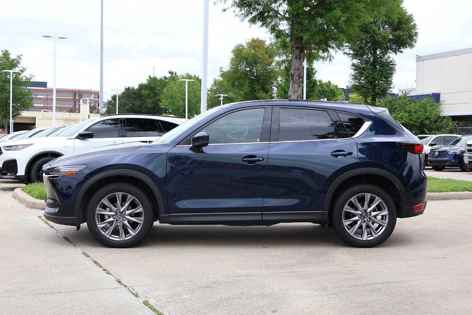 Thumbnail: 2020 Mazda CX-5 - 3