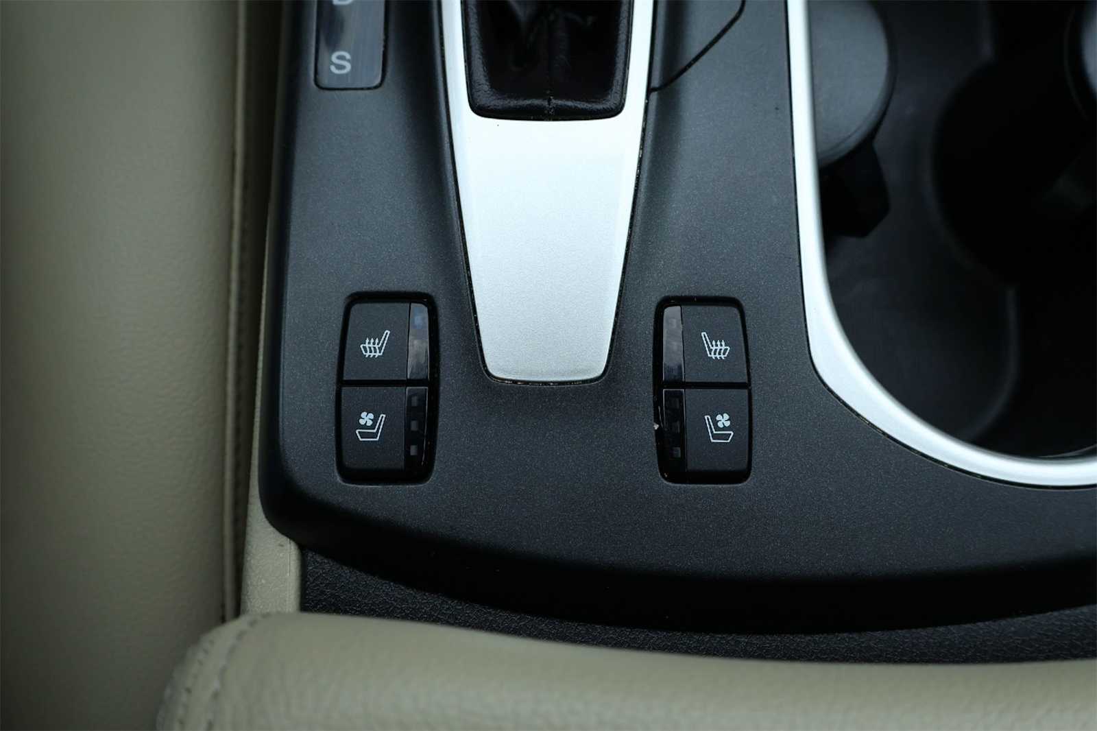 Thumbnail: 2017 Acura RDX - 25