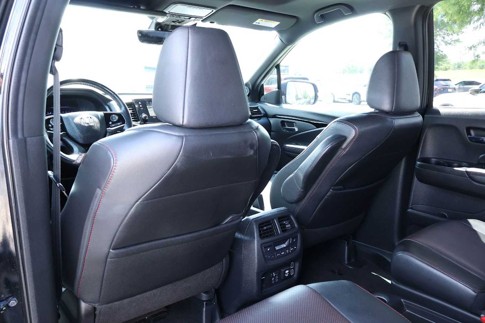 Thumbnail: 2021 Honda Pilot - 12