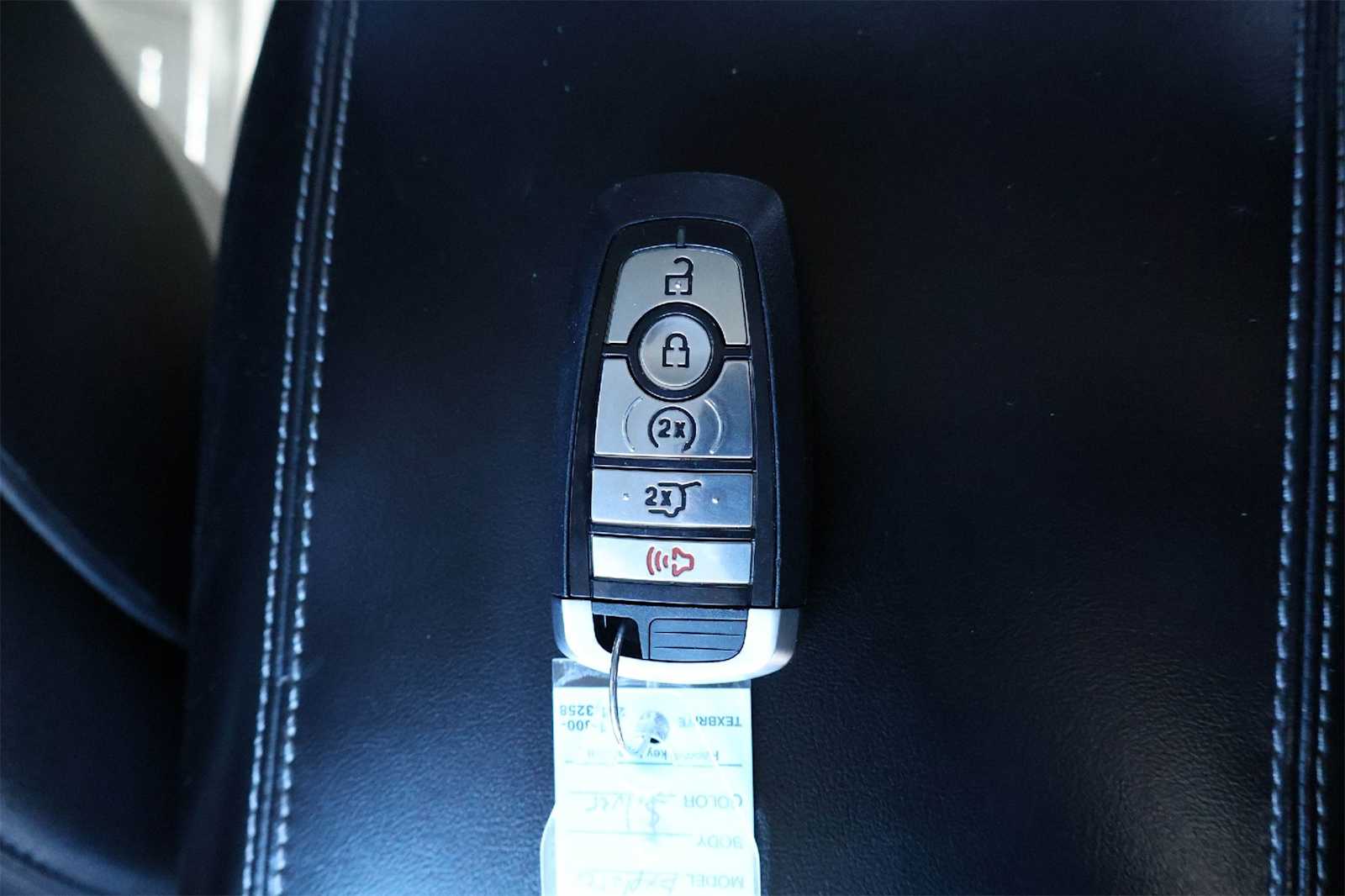 Thumbnail: 2020 Ford Explorer - 20