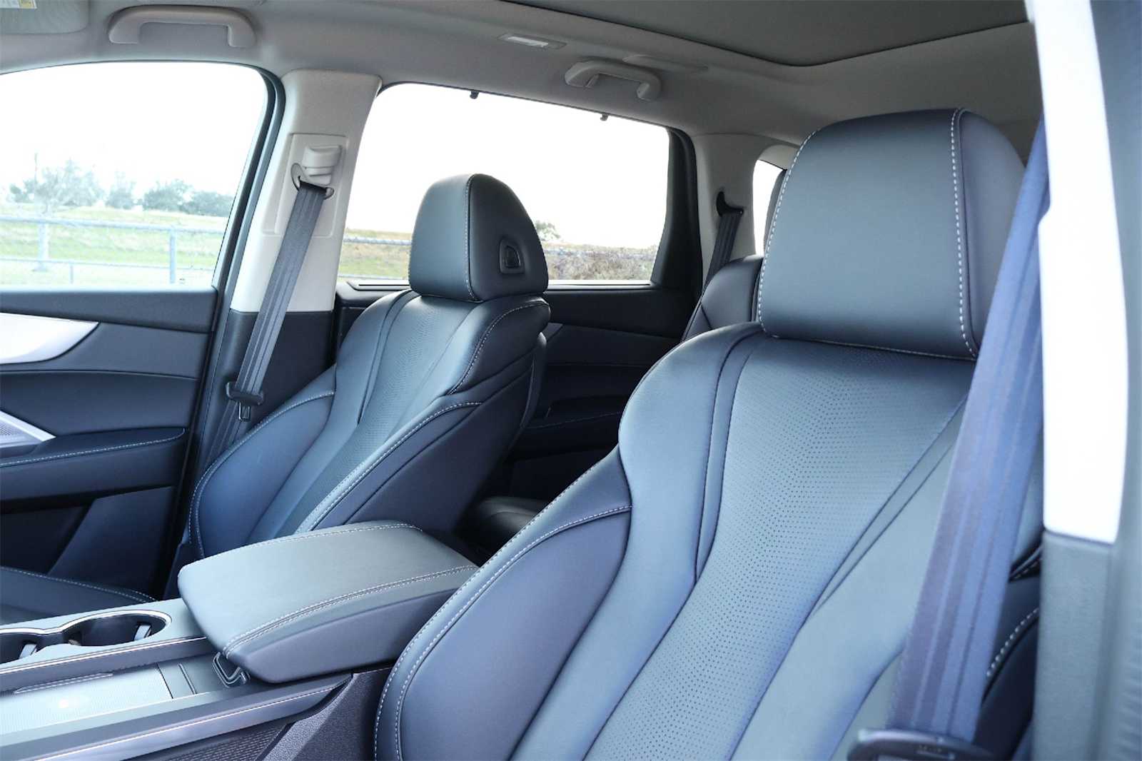 Thumbnail: 2026 Acura MDX - 11