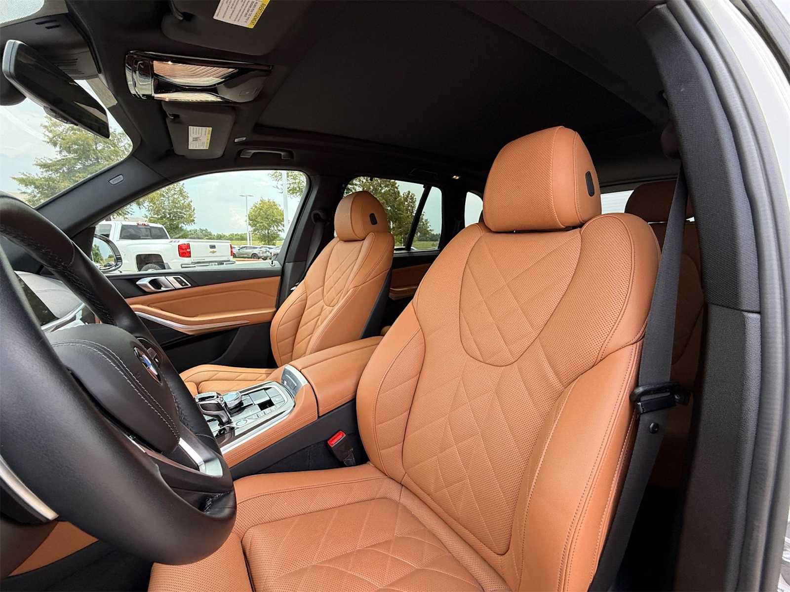 Thumbnail: 2023 BMW X5 - 10
