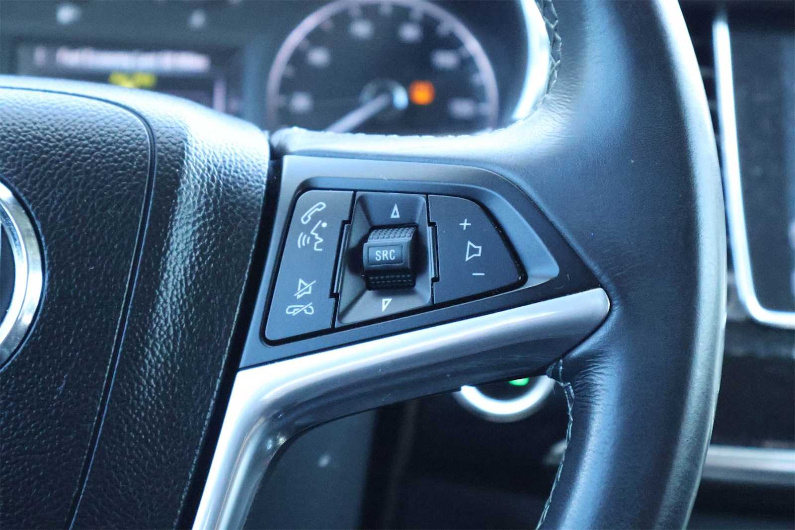 Thumbnail: 2018 Buick Encore - 23