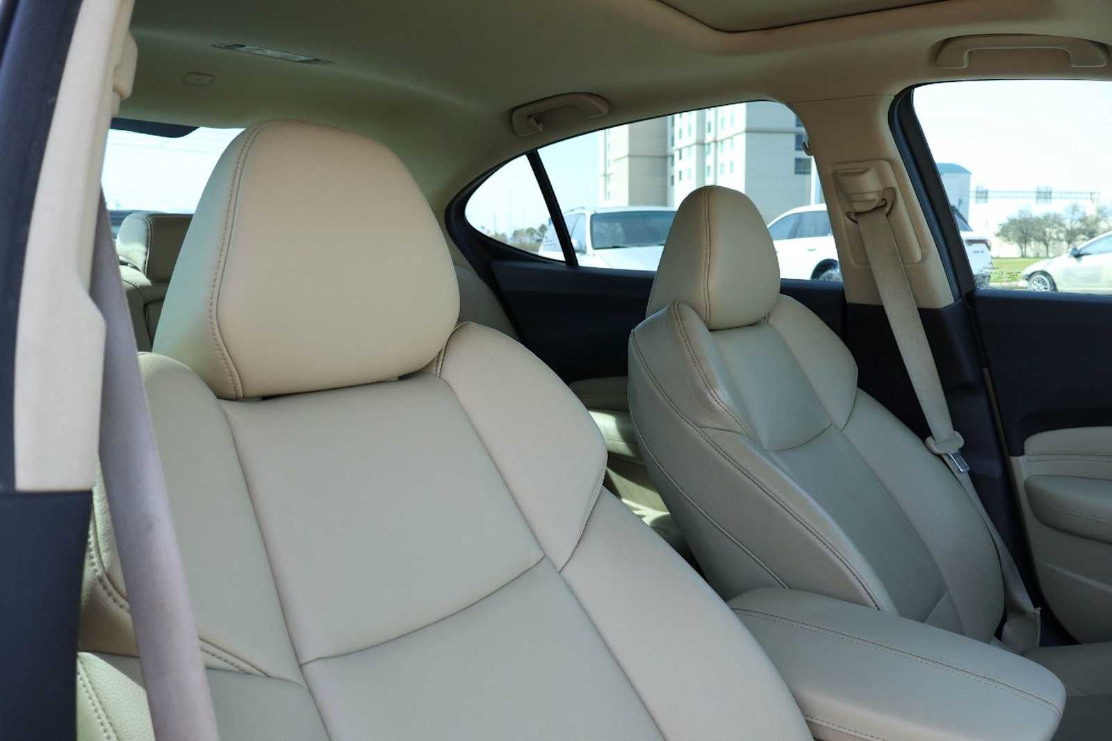 Thumbnail: 2018 Acura TLX - 14