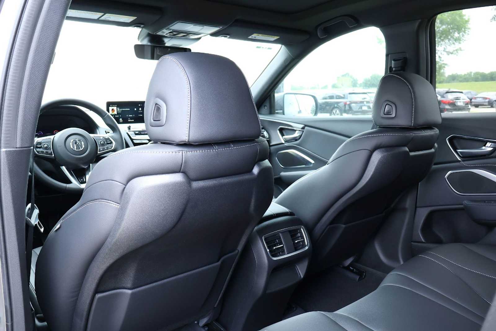 Thumbnail: 2026 Acura RDX - 12