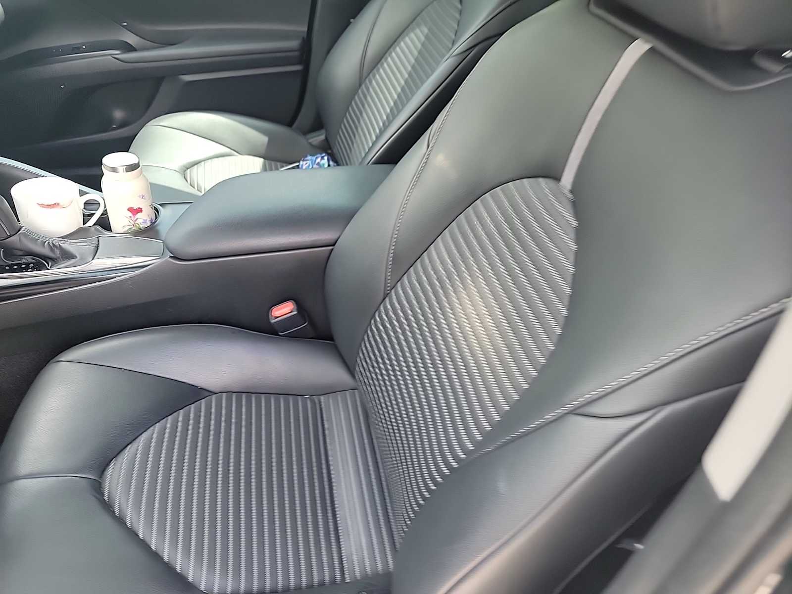 Thumbnail: 2019 Toyota Camry - 8