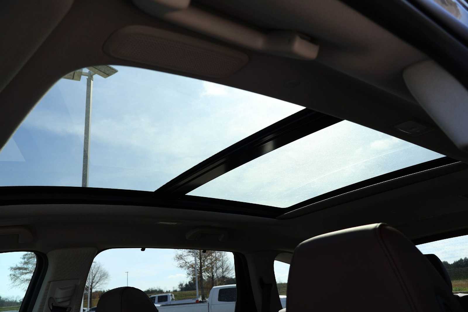 Thumbnail: 2026 Acura MDX - 29