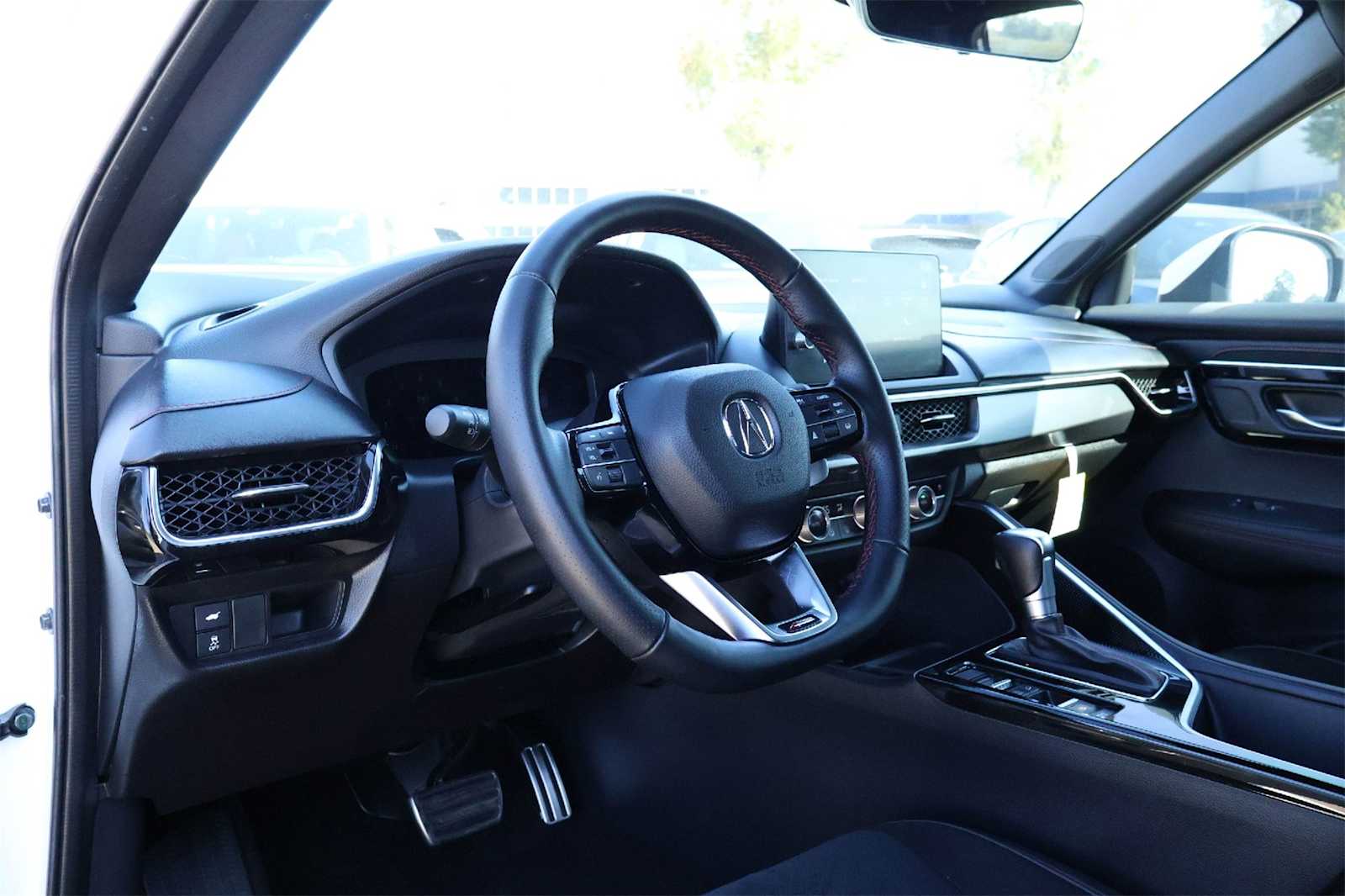 Thumbnail: 2025 Acura ADX - 2