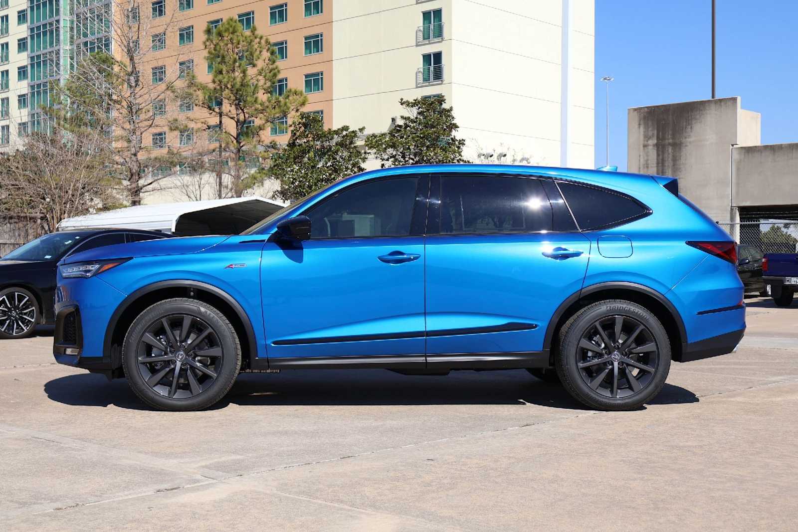 Thumbnail: 2026 Acura MDX - 3