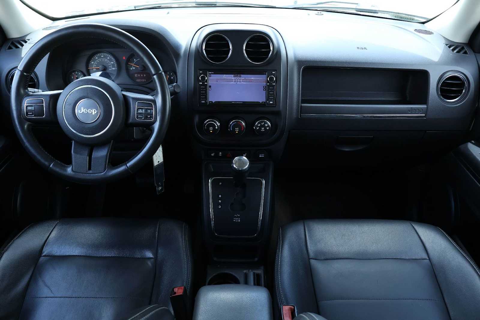 Thumbnail: 2016 Jeep Patriot - 10