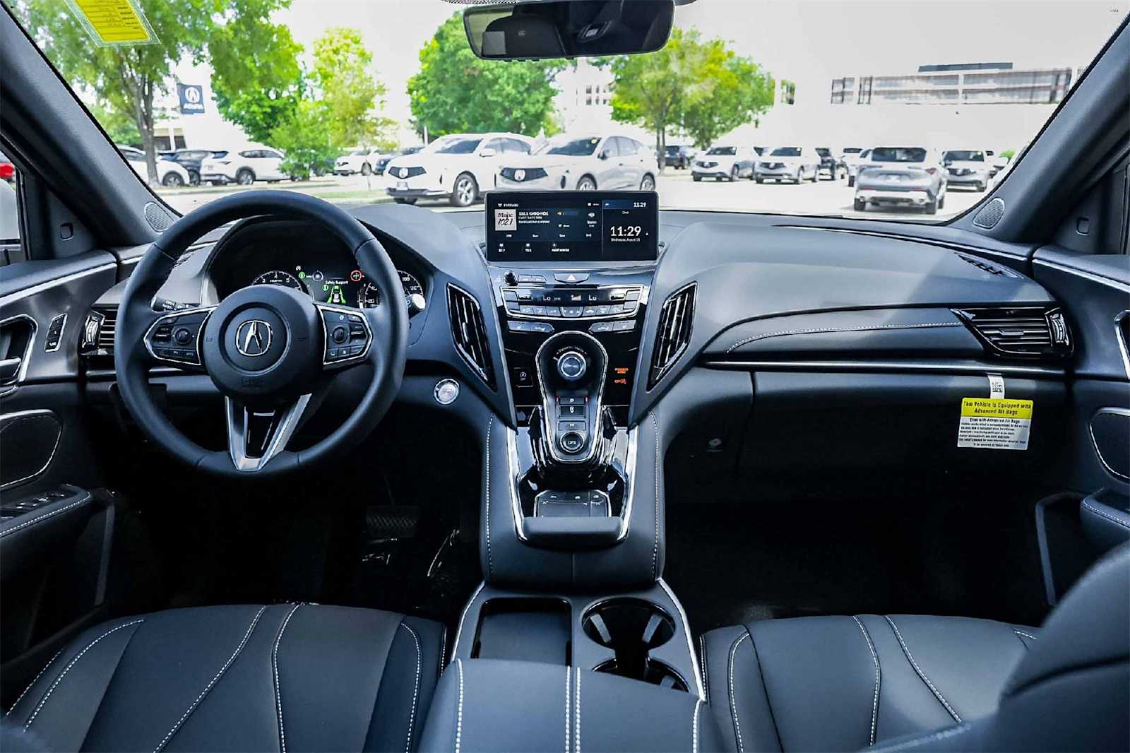 Thumbnail: 2025 Acura RDX - 10