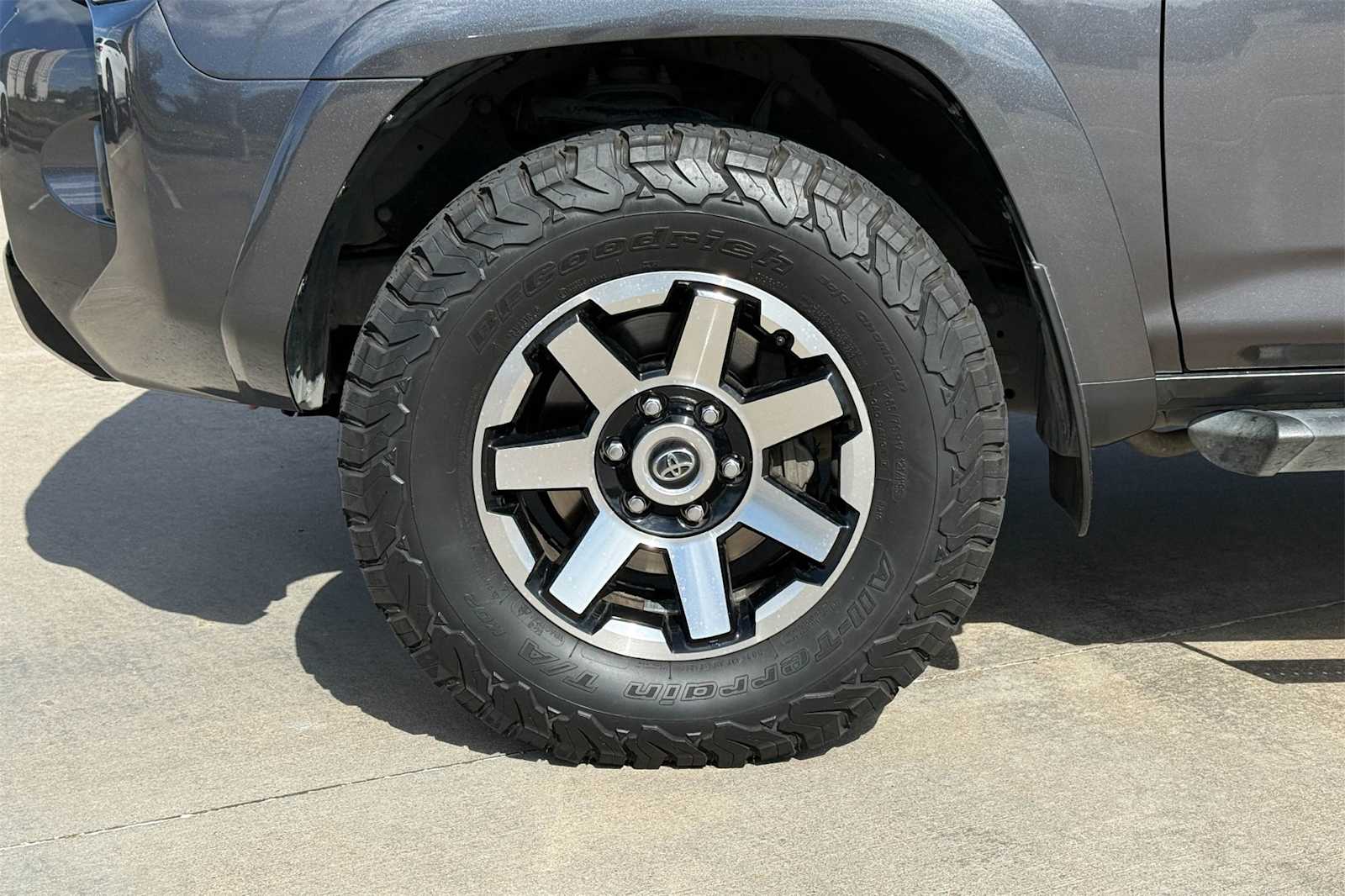 Thumbnail: 2020 Toyota 4Runner - 8