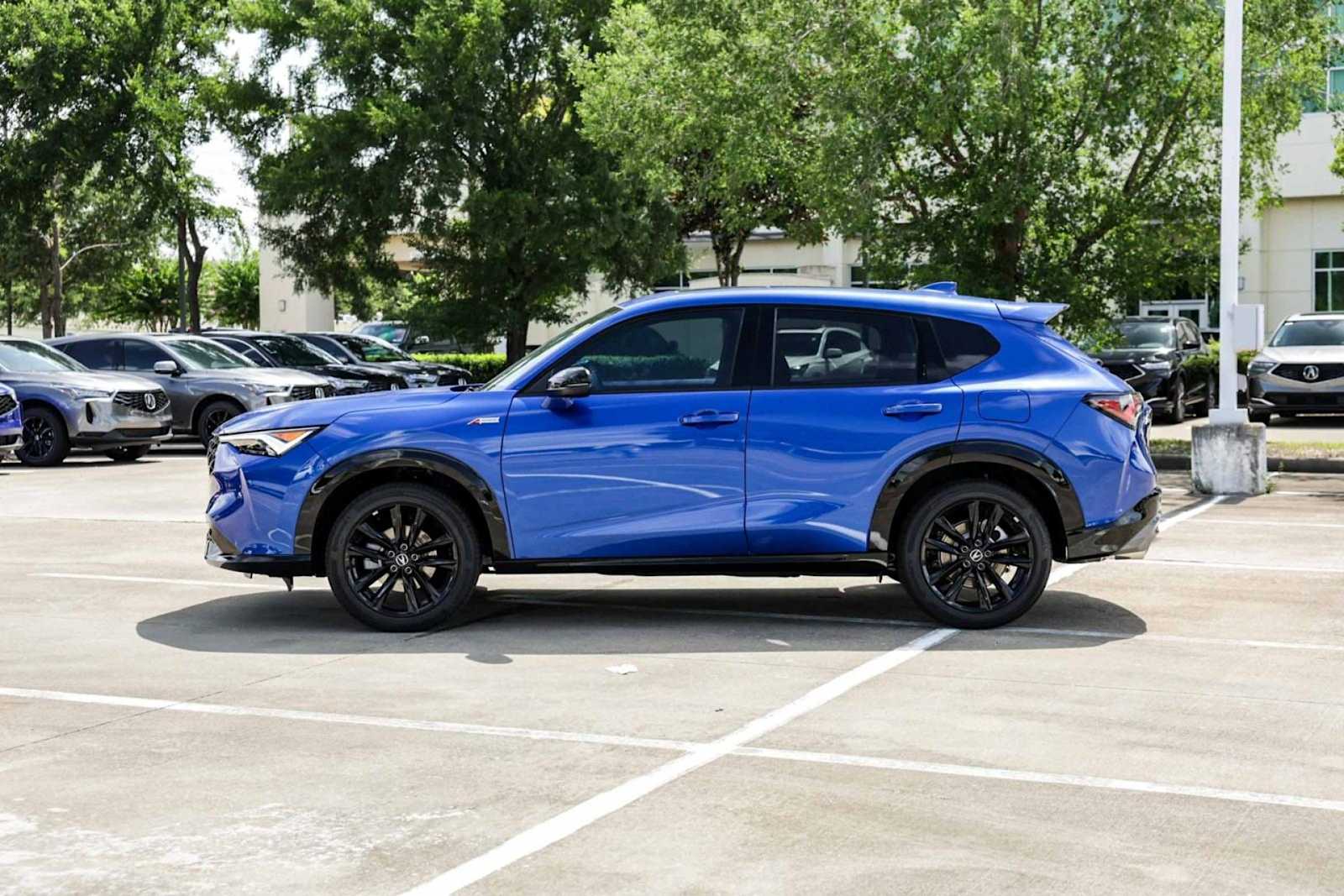 Thumbnail: 2025 Acura ADX - 4