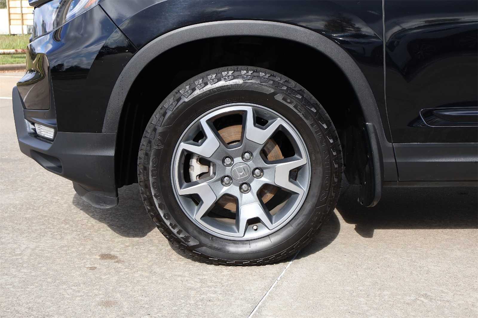 Thumbnail: 2023 Honda Passport - 8