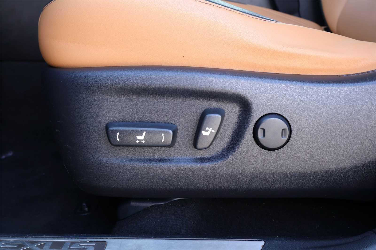 Thumbnail: 2017 Lexus NX - 24