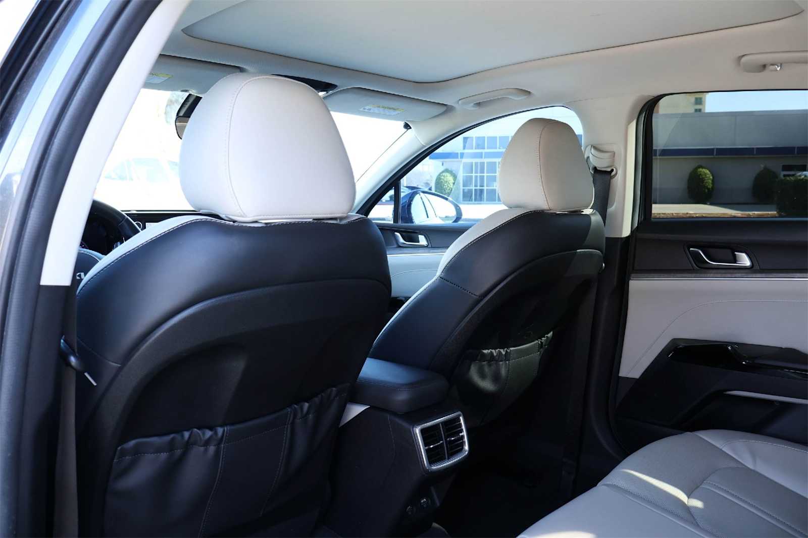 Thumbnail: 2022 Kia K5 - 12