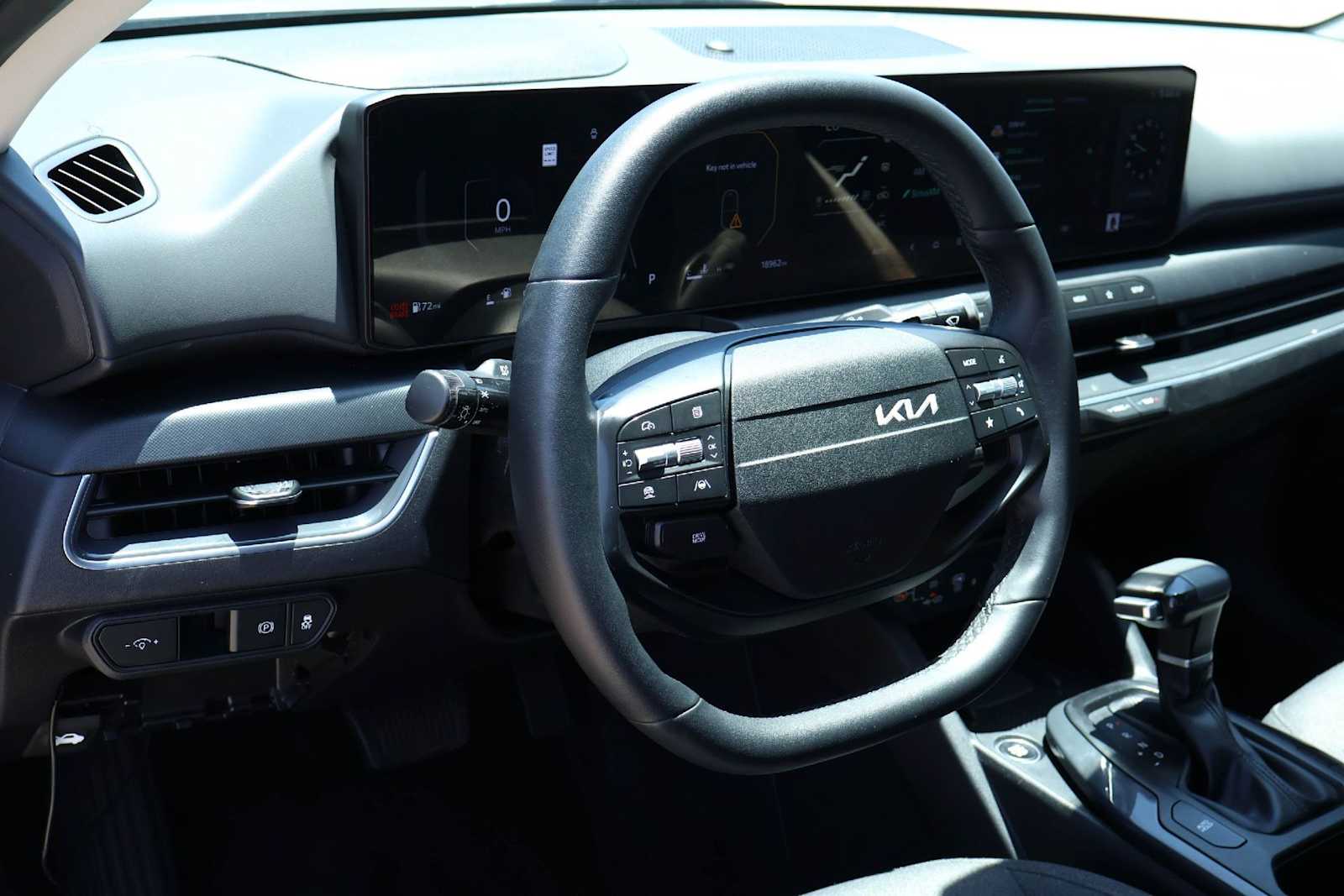 Thumbnail: 2025 Kia K4 - 2