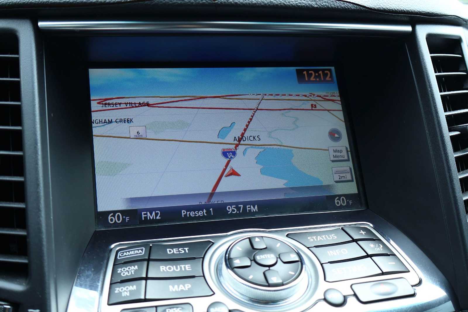 Thumbnail: 2011 INFINITI FX35 - 26