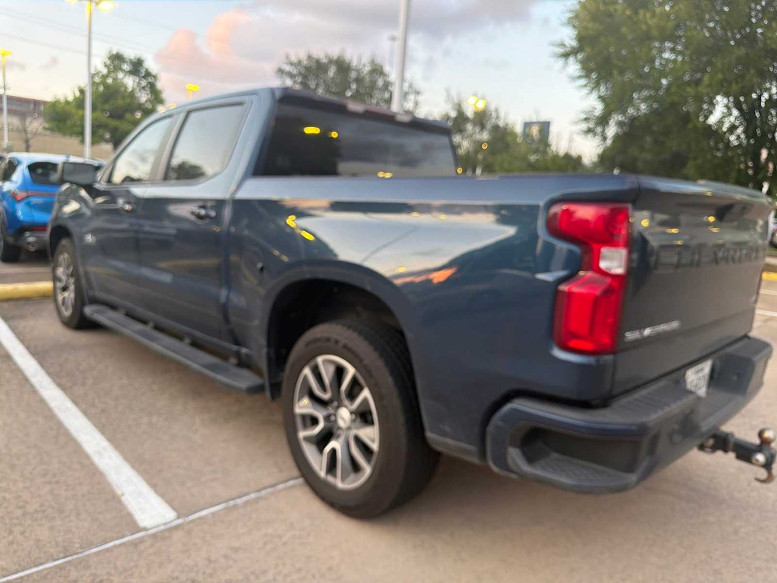 Thumbnail: 2021 Chevrolet Silverado 1500 - 6