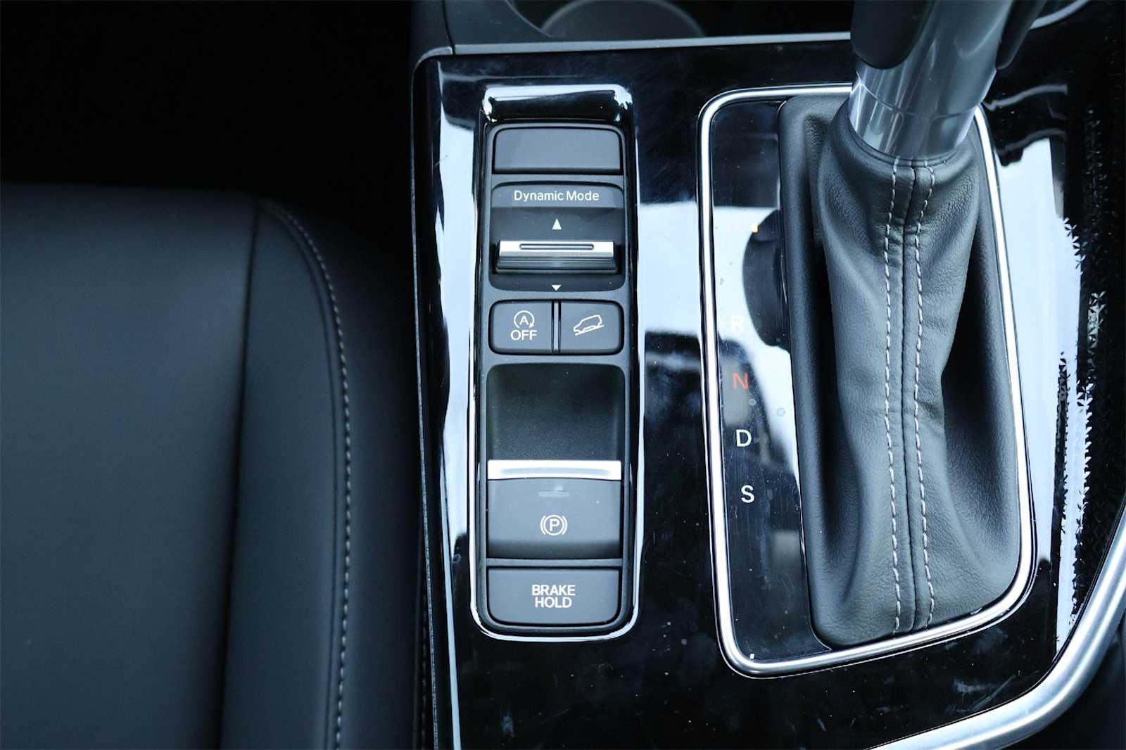 Thumbnail: 2025 Acura ADX - 25