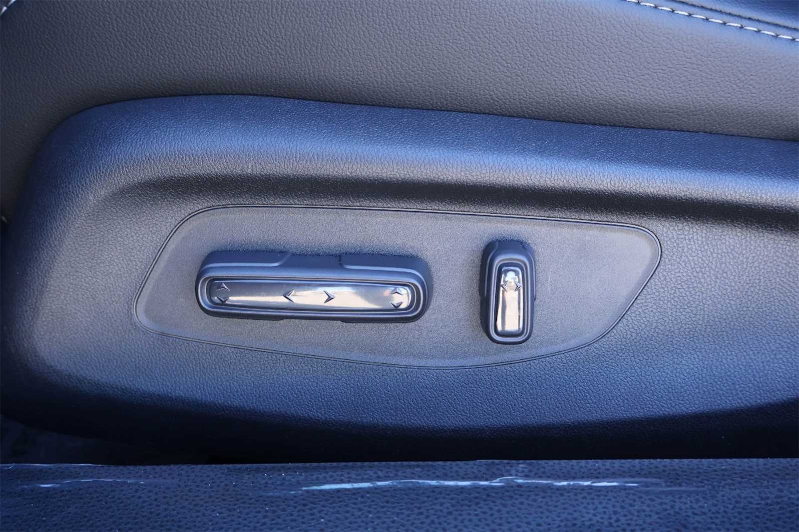 Thumbnail: 2026 Acura Integra - 24