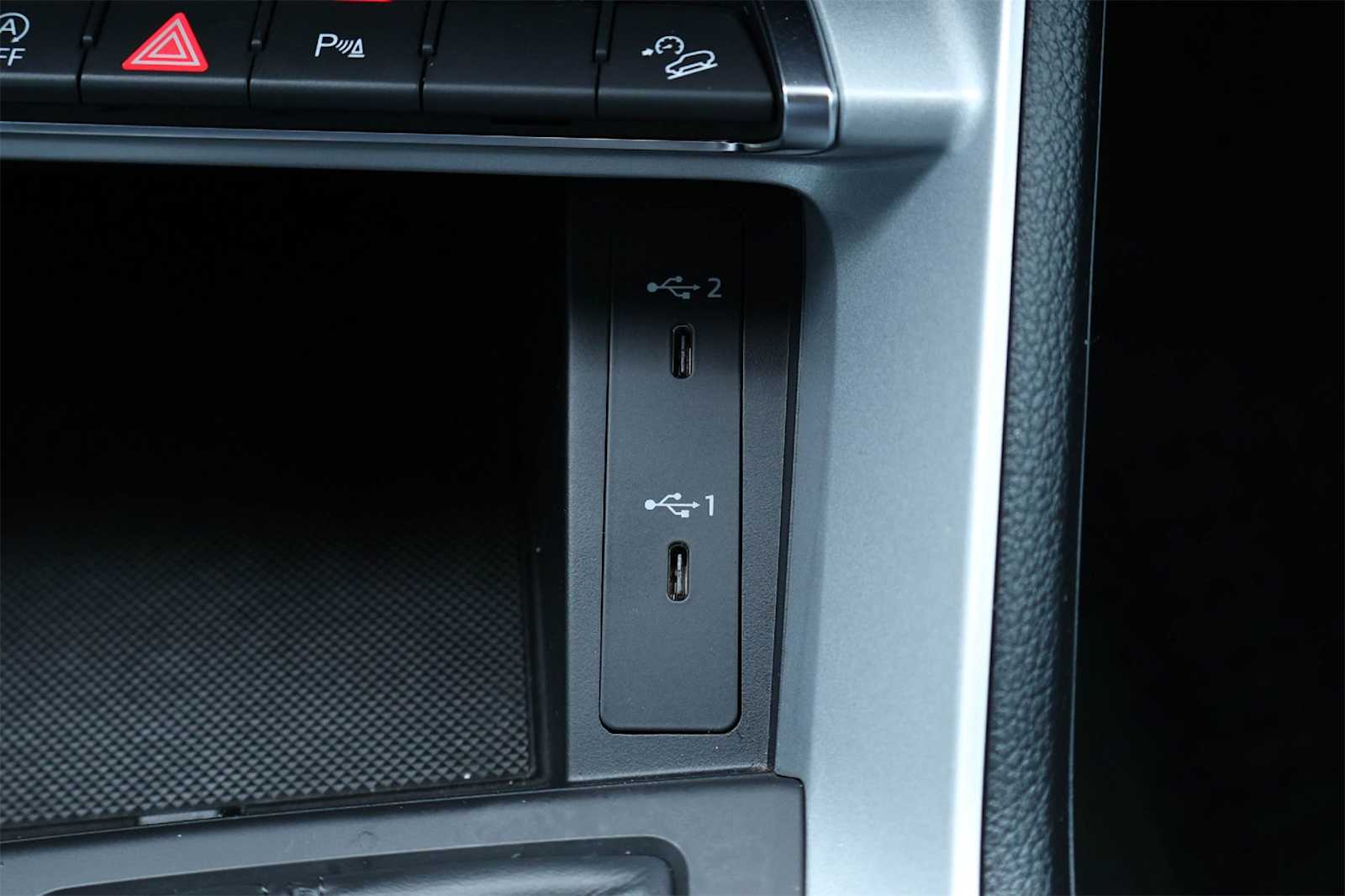 Thumbnail: 2022 Audi Q3 - 26