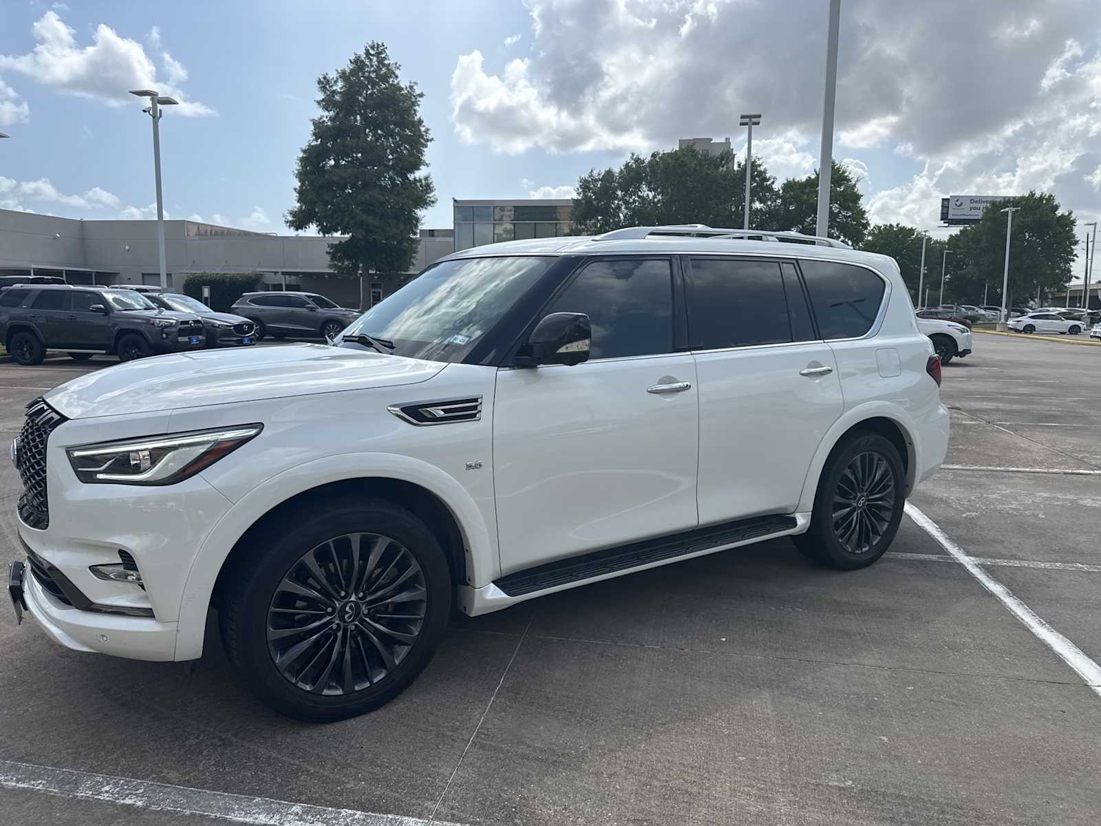 Thumbnail: 2020 INFINITI QX80 - 2