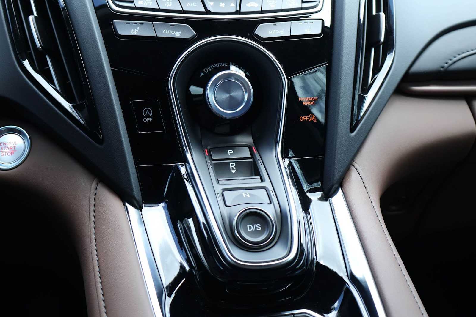 Thumbnail: 2025 Acura RDX - 17